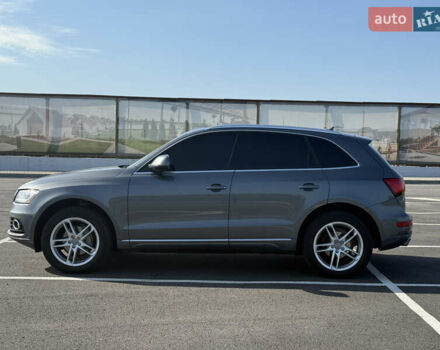 Серый Ауди Ку 5, объемом двигателя 1.98 л и пробегом 208 тыс. км за 16499 $, фото 7 на Automoto.ua