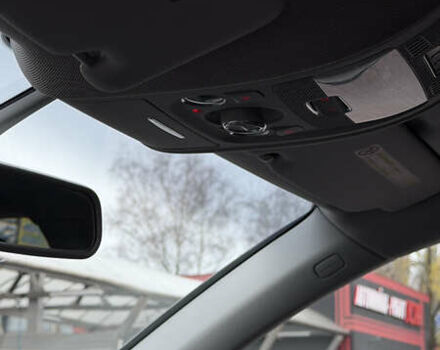 Серый Ауди Ку 5, объемом двигателя 1.98 л и пробегом 223 тыс. км за 12700 $, фото 41 на Automoto.ua