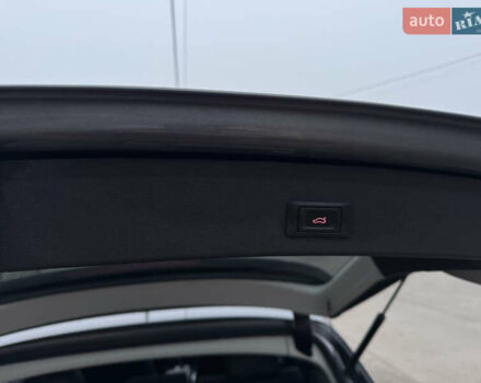 Сірий Ауді Ку 5, об'ємом двигуна 2 л та пробігом 175 тис. км за 15000 $, фото 46 на Automoto.ua