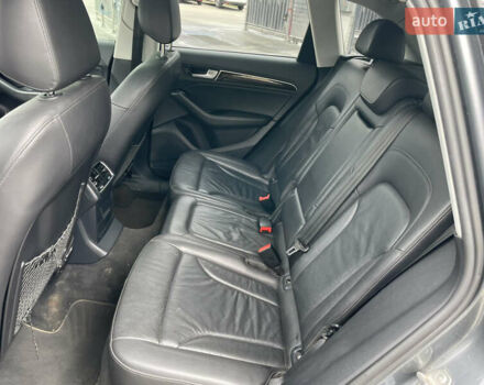 Ауди Ку 5 2013 в Львове на Automoto.ua Серый Ауди Ку 5, объемом двигателя 1.98 л и пробегом 190 тыс. км за 12990 $, фото 16 на Automoto.ua