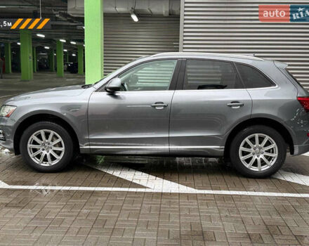 Серый Ауди Ку 5, объемом двигателя 2 л и пробегом 252 тыс. км за 13250 $, фото 11 на Automoto.ua