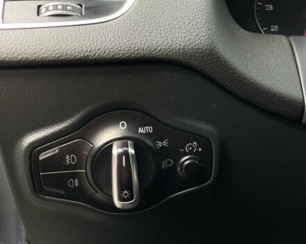 Серый Ауди Ку 5, объемом двигателя 1.98 л и пробегом 216 тыс. км за 13500 $, фото 10 на Automoto.ua