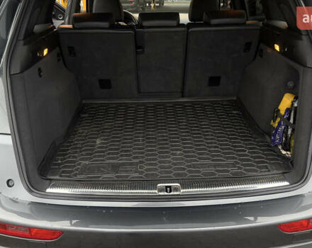 Серый Ауди Ку 5, объемом двигателя 2.97 л и пробегом 312 тыс. км за 19500 $, фото 23 на Automoto.ua