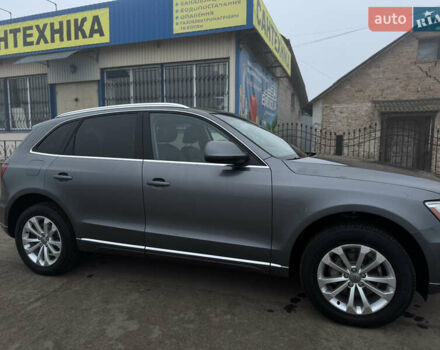 Сірий Ауді Ку 5, об'ємом двигуна 2 л та пробігом 175 тис. км за 15000 $, фото 24 на Automoto.ua