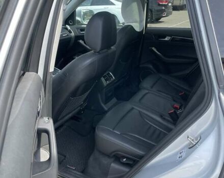 Серый Ауди Ку 5, объемом двигателя 1.98 л и пробегом 143 тыс. км за 16000 $, фото 33 на Automoto.ua