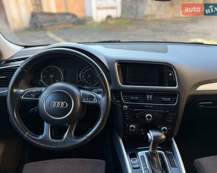 Серый Ауди Ку 5, объемом двигателя 1.97 л и пробегом 239 тыс. км за 17999 $, фото 111 на Automoto.ua