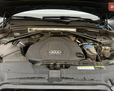 Серый Ауди Ку 5, объемом двигателя 2.97 л и пробегом 312 тыс. км за 19500 $, фото 60 на Automoto.ua