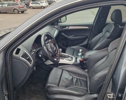 Серый Ауди Ку 5, объемом двигателя 3 л и пробегом 208 тыс. км за 18000 $, фото 6 на Automoto.ua