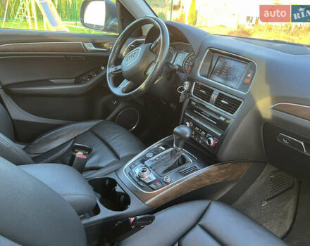 Серый Ауди Ку 5, объемом двигателя 2 л и пробегом 157 тыс. км за 14200 $, фото 19 на Automoto.ua