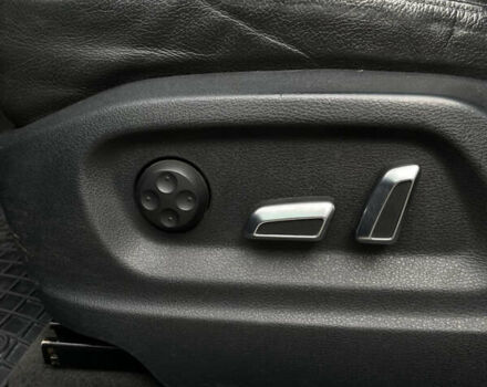 Серый Ауди Ку 5, объемом двигателя 1.98 л и пробегом 216 тыс. км за 13500 $, фото 9 на Automoto.ua