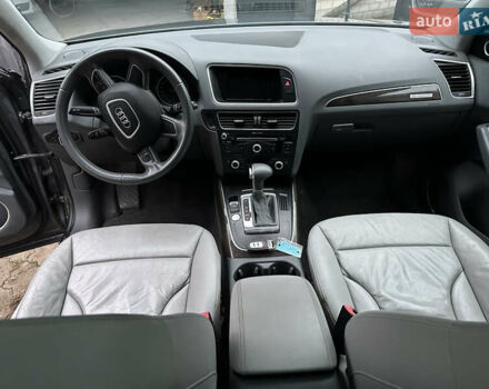 Серый Ауди Ку 5, объемом двигателя 2 л и пробегом 180 тыс. км за 14500 $, фото 7 на Automoto.ua