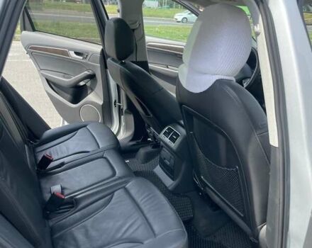 Серый Ауди Ку 5, объемом двигателя 1.98 л и пробегом 143 тыс. км за 16000 $, фото 31 на Automoto.ua