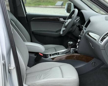 Сірий Ауді Ку 5, об'ємом двигуна 2 л та пробігом 246 тис. км за 11900 $, фото 38 на Automoto.ua