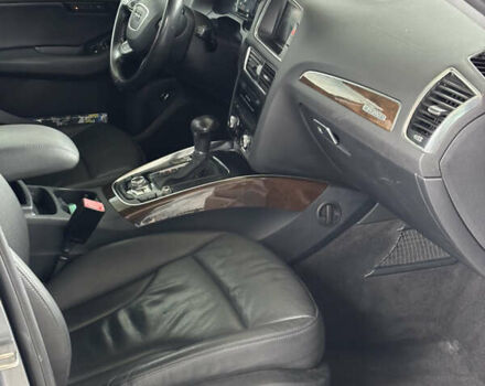 Серый Ауди Ку 5, объемом двигателя 2 л и пробегом 227 тыс. км за 12900 $, фото 23 на Automoto.ua