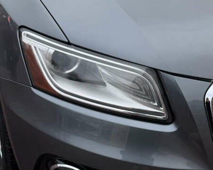 Серый Ауди Ку 5, объемом двигателя 1.98 л и пробегом 223 тыс. км за 12700 $, фото 3 на Automoto.ua