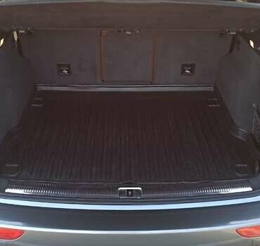 Серый Ауди Ку 5, объемом двигателя 2.97 л и пробегом 195 тыс. км за 19700 $, фото 28 на Automoto.ua