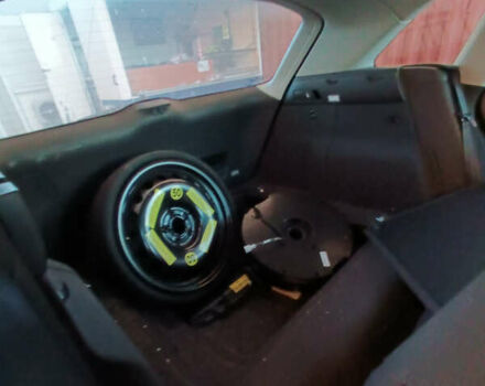 Сірий Ауді Ку 5, об'ємом двигуна 2 л та пробігом 242 тис. км за 9600 $, фото 18 на Automoto.ua