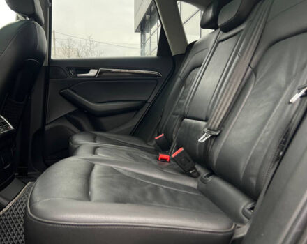 Серый Ауди Ку 5, объемом двигателя 2 л и пробегом 105 тыс. км за 18600 $, фото 18 на Automoto.ua