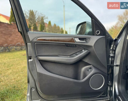 Серый Ауди Ку 5, объемом двигателя 2 л и пробегом 188 тыс. км за 14350 $, фото 72 на Automoto.ua