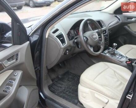 Сірий Ауді Ку 5, об'ємом двигуна 2 л та пробігом 135 тис. км за 20000 $, фото 4 на Automoto.ua