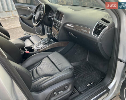 Серый Ауди Ку 5, объемом двигателя 1.98 л и пробегом 133 тыс. км за 13850 $, фото 24 на Automoto.ua