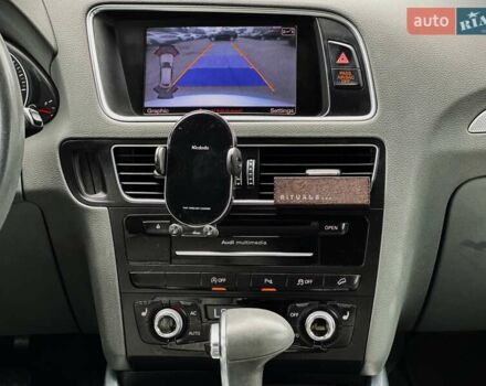 Сірий Ауді Ку 5, об'ємом двигуна 3 л та пробігом 140 тис. км за 14400 $, фото 31 на Automoto.ua