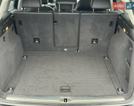 Сірий Ауді Ку 5, об'ємом двигуна 2 л та пробігом 297 тис. км за 12999 $, фото 23 на Automoto.ua