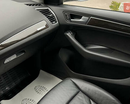 Серый Ауди Ку 5, объемом двигателя 1.98 л и пробегом 154 тыс. км за 16800 $, фото 13 на Automoto.ua