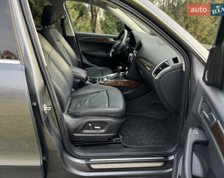 Серый Ауди Ку 5, объемом двигателя 2 л и пробегом 188 тыс. км за 14350 $, фото 11 на Automoto.ua