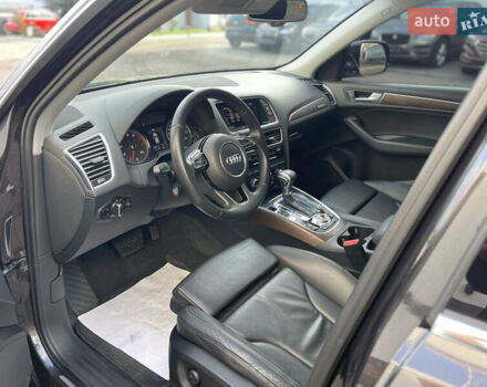 Серый Ауди Ку 5, объемом двигателя 2 л и пробегом 290 тыс. км за 13800 $, фото 24 на Automoto.ua