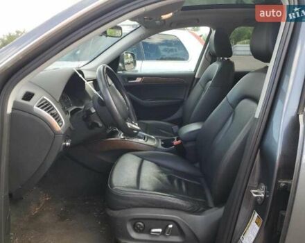 Сірий Ауді Ку 5, об'ємом двигуна 2 л та пробігом 242 тис. км за 9600 $, фото 3 на Automoto.ua