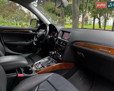 Ауди Ку 5 2014 в Киеве на Automoto.ua Серый Ауди Ку 5, объемом двигателя 2 л и пробегом 177 тыс. км за 17940 $, фото 39 на Automoto.ua