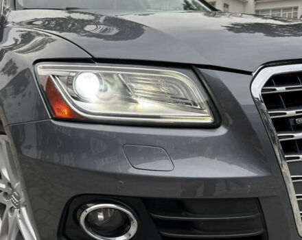 Сірий Ауді Ку 5, об'ємом двигуна 2 л та пробігом 219 тис. км за 15800 $, фото 19 на Automoto.ua
