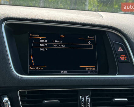 Сірий Ауді Ку 5, об'ємом двигуна 3 л та пробігом 120 тис. км за 22550 $, фото 24 на Automoto.ua