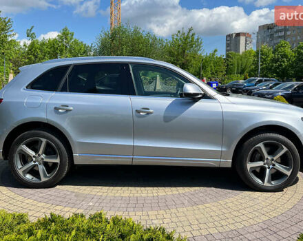 Сірий Ауді Ку 5, об'ємом двигуна 3 л та пробігом 120 тис. км за 22550 $, фото 7 на Automoto.ua