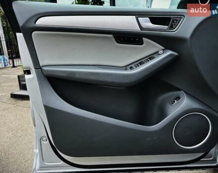 Сірий Ауді Ку 5, об'ємом двигуна 3 л та пробігом 140 тис. км за 14400 $, фото 20 на Automoto.ua