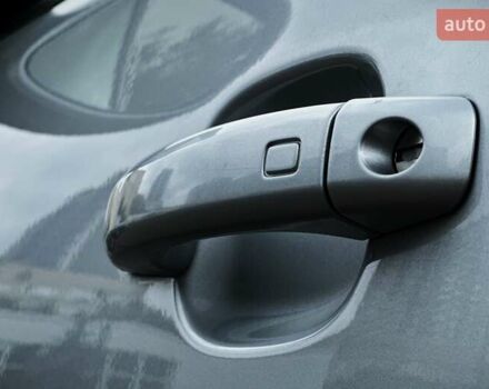 Сірий Ауді Ку 5, об'ємом двигуна 3 л та пробігом 140 тис. км за 14400 $, фото 10 на Automoto.ua