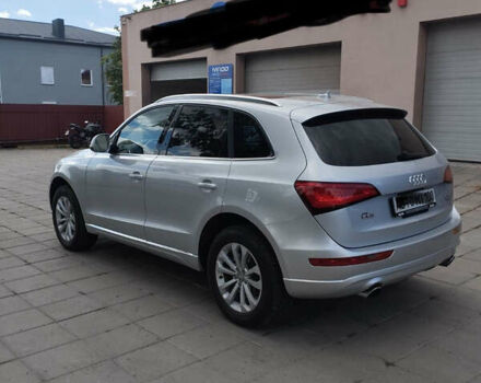 Сірий Ауді Ку 5, об'ємом двигуна 2 л та пробігом 152 тис. км за 13500 $, фото 4 на Automoto.ua