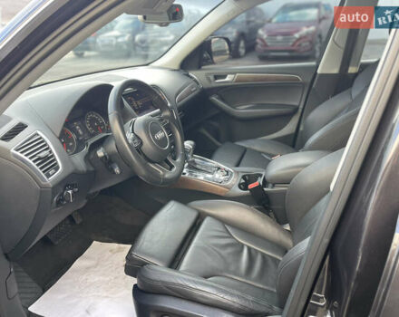 Серый Ауди Ку 5, объемом двигателя 2 л и пробегом 290 тыс. км за 13800 $, фото 26 на Automoto.ua