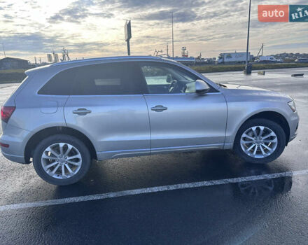 Серый Ауди Ку 5, объемом двигателя 1.98 л и пробегом 316 тыс. км за 13000 $, фото 1 на Automoto.ua