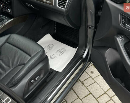 Серый Ауди Ку 5, объемом двигателя 1.98 л и пробегом 154 тыс. км за 16800 $, фото 39 на Automoto.ua