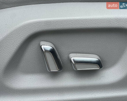 Серый Ауди Ку 5, объемом двигателя 1.98 л и пробегом 287 тыс. км за 13500 $, фото 58 на Automoto.ua