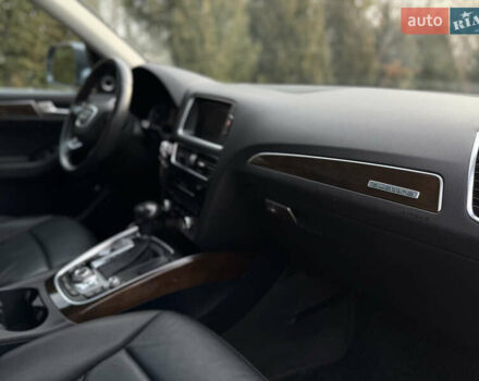 Серый Ауди Ку 5, объемом двигателя 2 л и пробегом 188 тыс. км за 14350 $, фото 41 на Automoto.ua