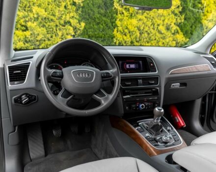 Ауди Ку 5 2014 в Виннице на Automoto.ua Серый Ауди Ку 5, объемом двигателя 2 л и пробегом 80 тыс. км за 4900 $, фото 9 на Automoto.ua