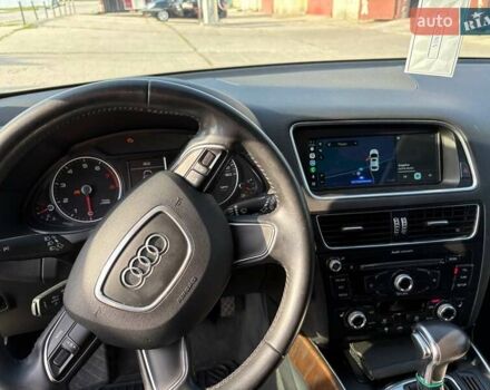 Сірий Ауді Ку 5, об'ємом двигуна 2 л та пробігом 218 тис. км за 14800 $, фото 13 на Automoto.ua