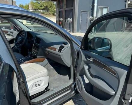 Серый Ауди Ку 5, объемом двигателя 1.98 л и пробегом 189 тыс. км за 17000 $, фото 15 на Automoto.ua