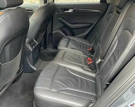 Сірий Ауді Ку 5, об'ємом двигуна 2 л та пробігом 80 тис. км за 7000 $, фото 10 на Automoto.ua
