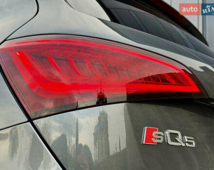 Серый Ауди Ку 5, объемом двигателя 3 л и пробегом 282 тыс. км за 12999 $, фото 9 на Automoto.ua