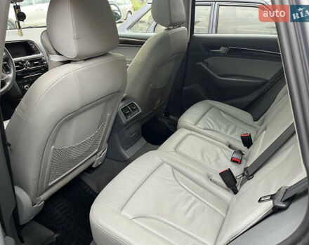 Серый Ауди Ку 5, объемом двигателя 1.98 л и пробегом 185 тыс. км за 19300 $, фото 9 на Automoto.ua