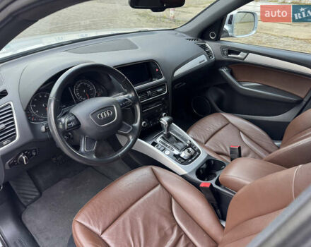 Серый Ауди Ку 5, объемом двигателя 2 л и пробегом 179 тыс. км за 15750 $, фото 26 на Automoto.ua